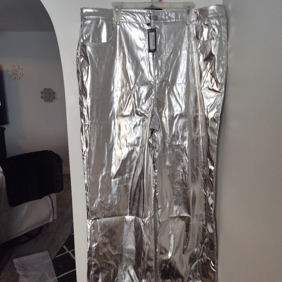 NWT PLUS sliver metallic coated straight leg trousers size 22 Mob Wife - Picture 2 of 3